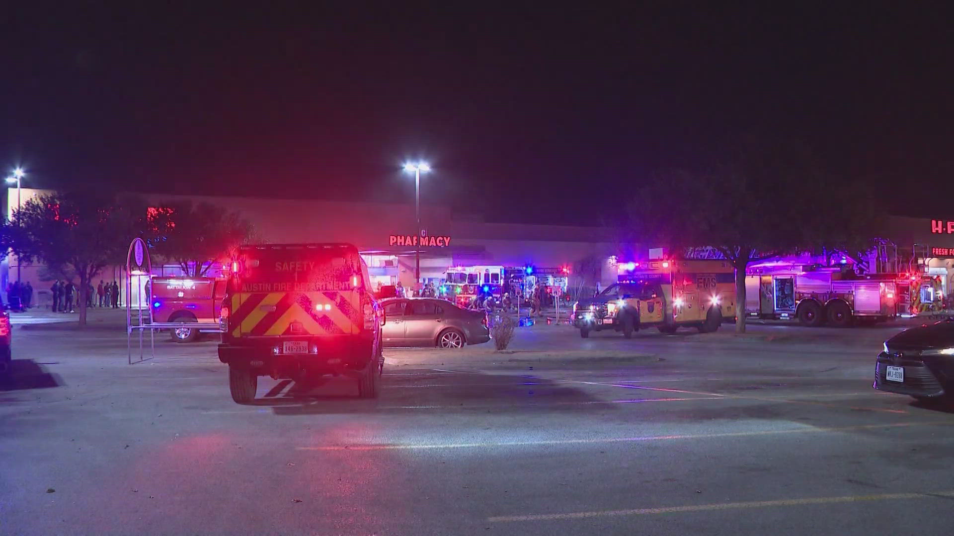 Man arrested in connection with Riverside H-E-B fire | kvue.com