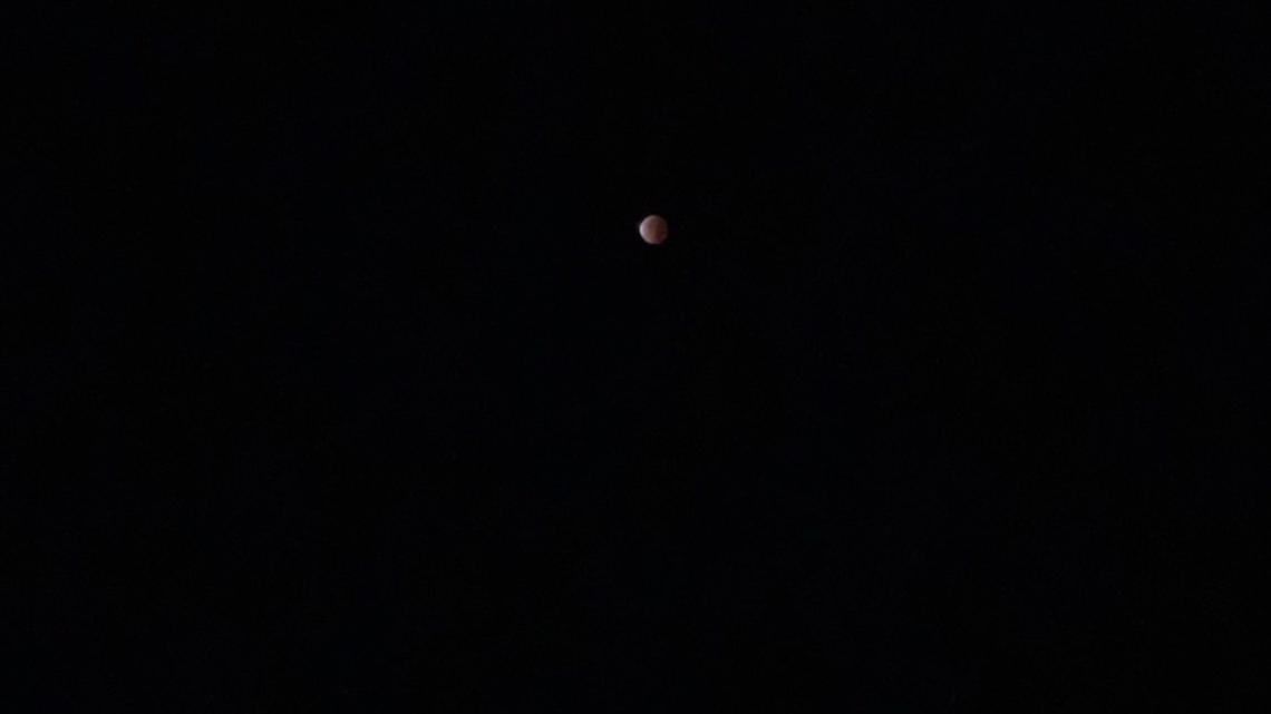 PHOTOS: Partial lunar eclipse - November 2021 | kvue.com