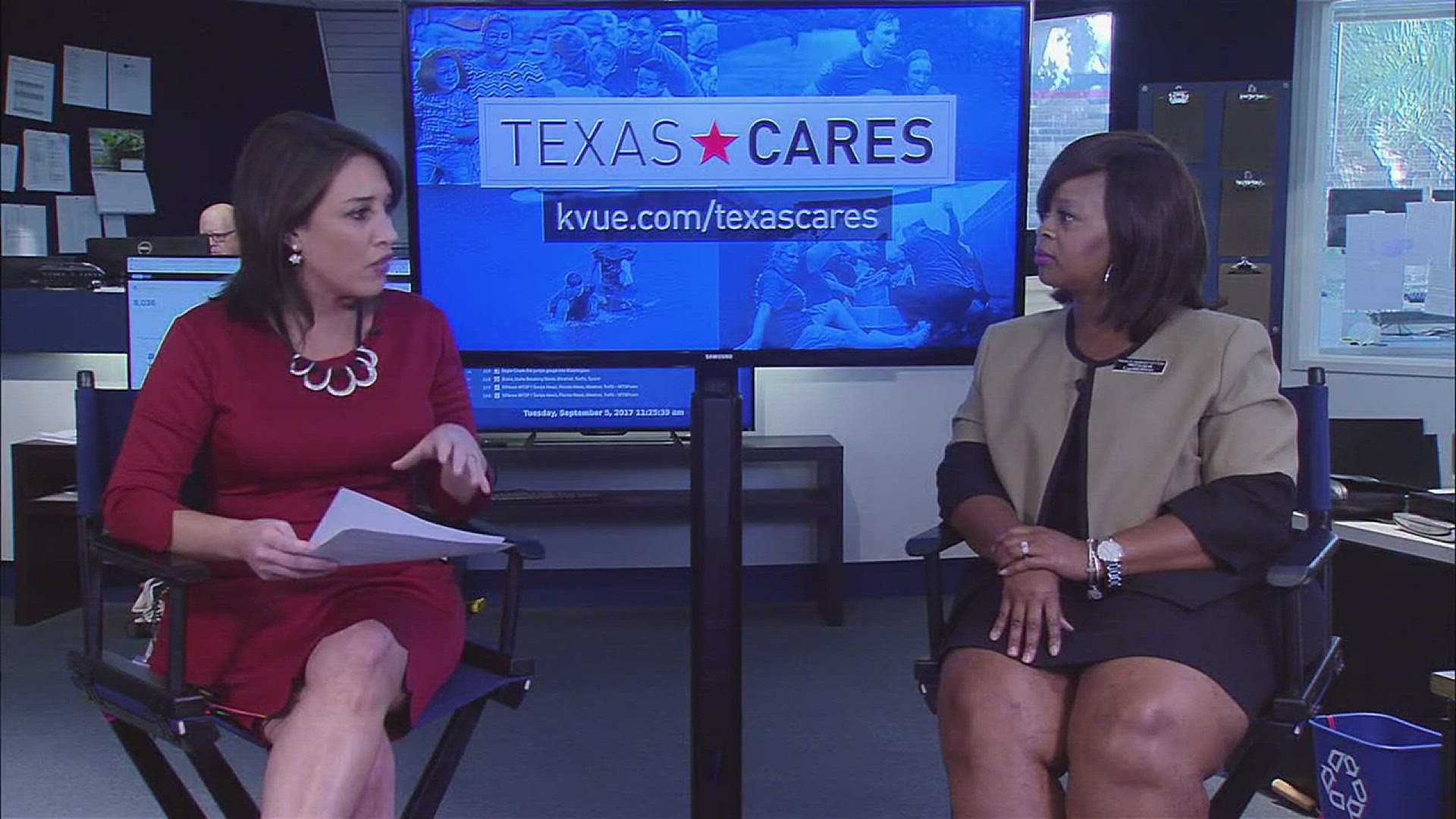 Tresha Silva, executive director of the Bastrop Food Pantry, discusses how the pantry is assisting people impacted by Hurricane Harvey by providing food assistance, cleaning supplies and system navigation. Donate to Texas Cares: http://www.kvue.com/TexasC