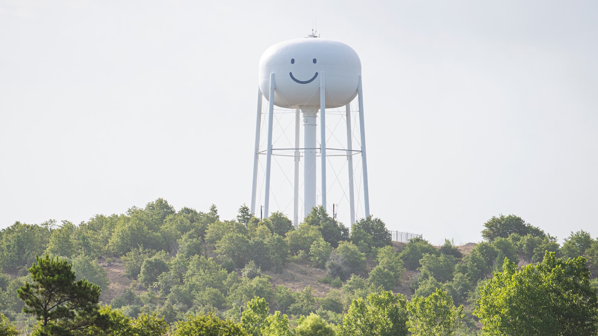 Bastrop City Council facing criticism over holding work session in Fredericksburg