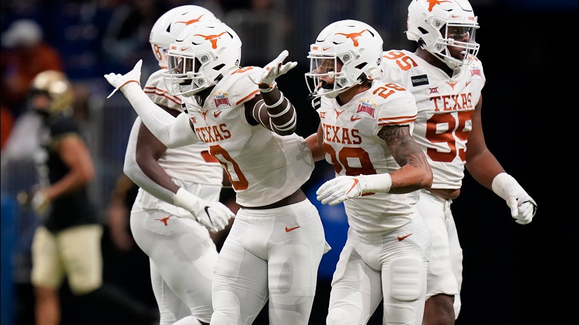 2023 NFL Draft profile: Texas LB DeMarvion Overshown - Burnt Orange Nation