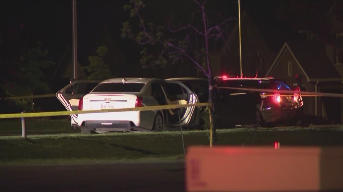 Police searching for suspects in southeast Austin robbery-turned ...