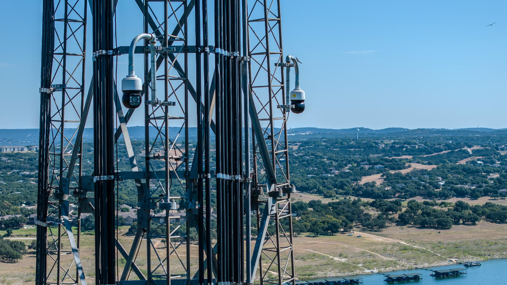 The Austin Fire Department and Austin Energy are now using artificial intelligence and high-tech cameras to catch wildfires faster.