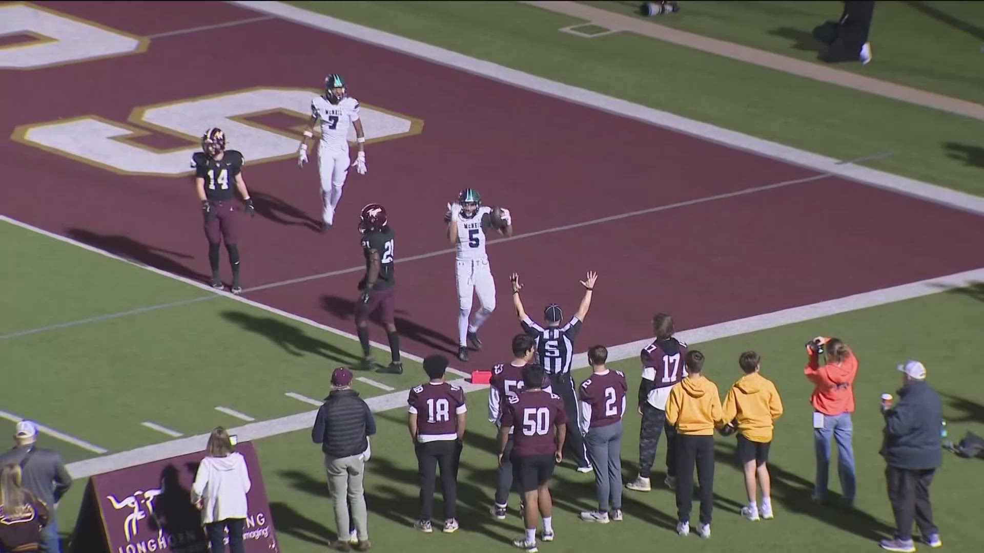 Congrats to McNeil's Jarell Gary Jr. for earning our final Big Save of the Week award. He made an incredible twisting catch in the corner of the end zone.