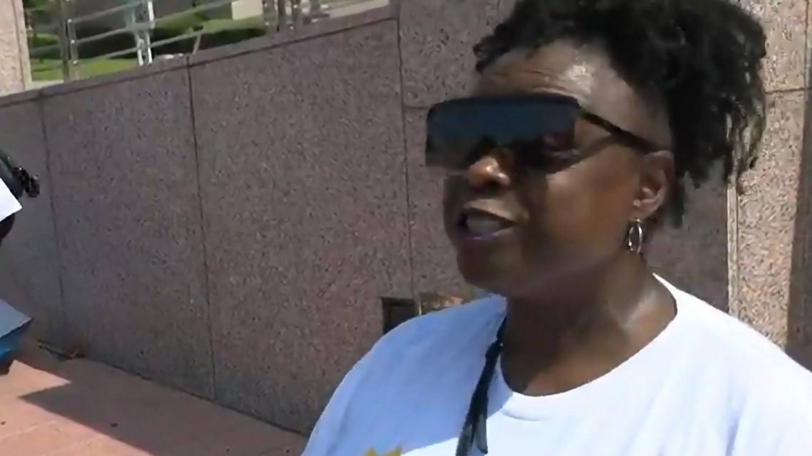 Cousin of Opal Lee joins in Austin Juneteenth march around the Texas Capitol - Vimarsana News