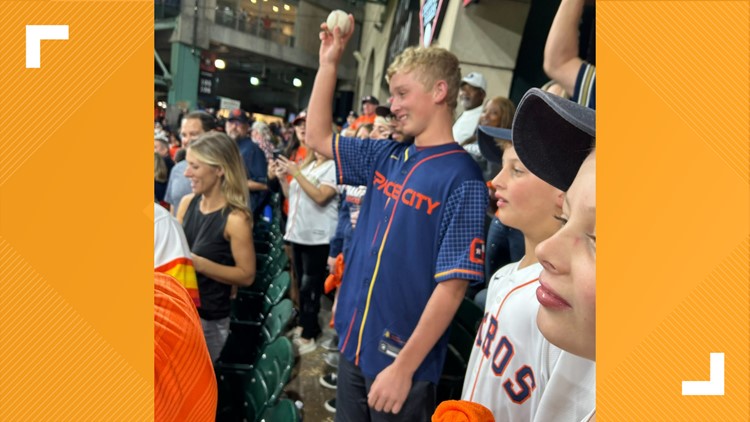 Young Houston Astros fan with rare disorder left in tears after being  scolded at game - ABC7 New York