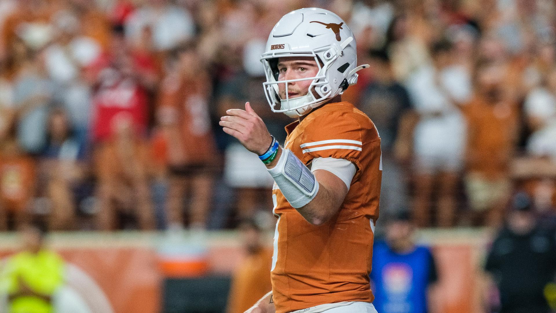 The Longhorns are looking to bounce back from their first loss of the season as they take on No. 25 Vanderbilt.