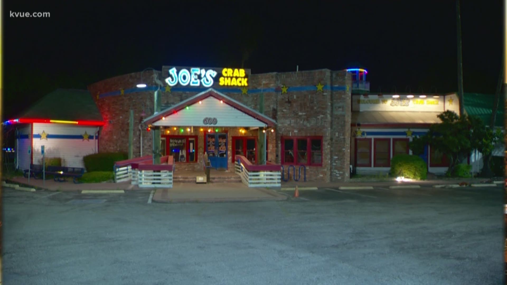 After a 16-year run, Joe’s Crab Shack is going out of business because it can’t pay the high rent in Austin.