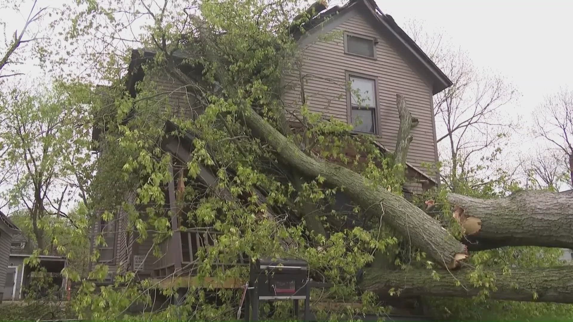 Destructive severe weather hits Central US | kvue.com