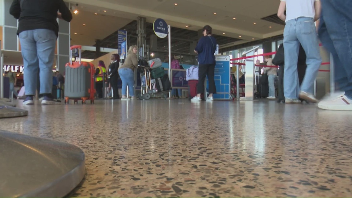 Austin travelers navigate airport disruptions amid TSA staffing shortages during partial government shutdown
