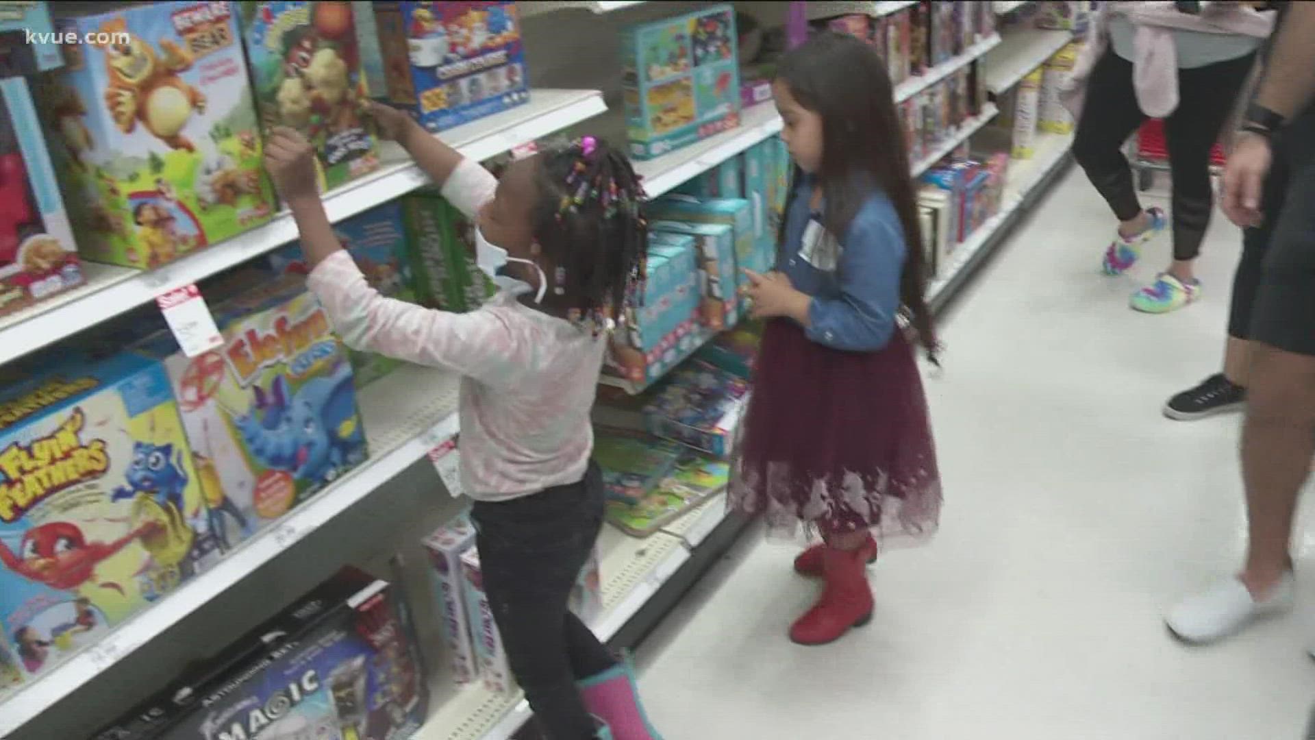 Some pro football players gave Central Texas kids a special treat.