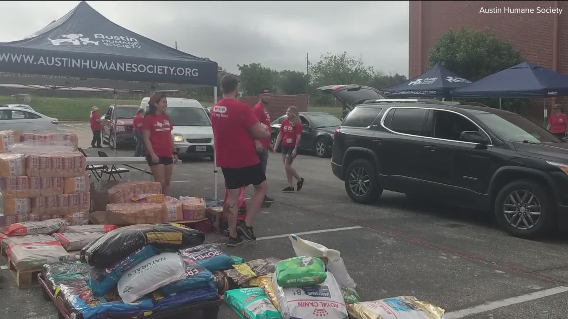 Canidae Pet Food teamed up with Austin Humane Society for a drive-thru pet pantry event.