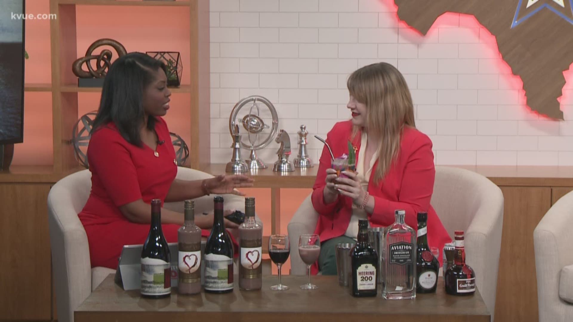 Amanda Carto with Nickel City is here to show us some great drinks for the holidays.