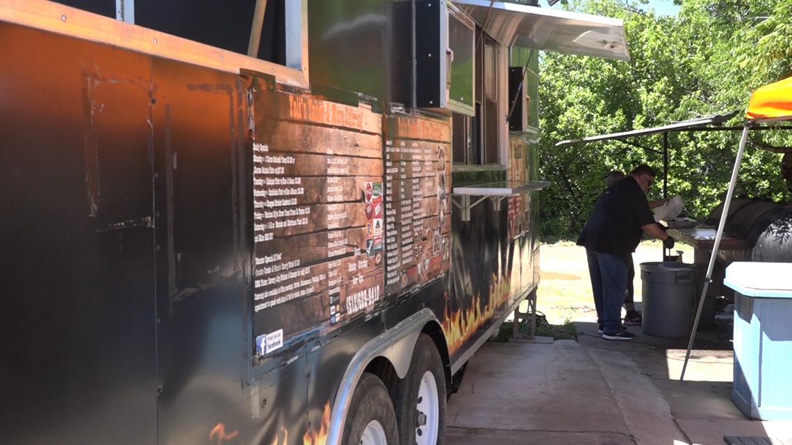 Bastrop food truck pilot program details finalized