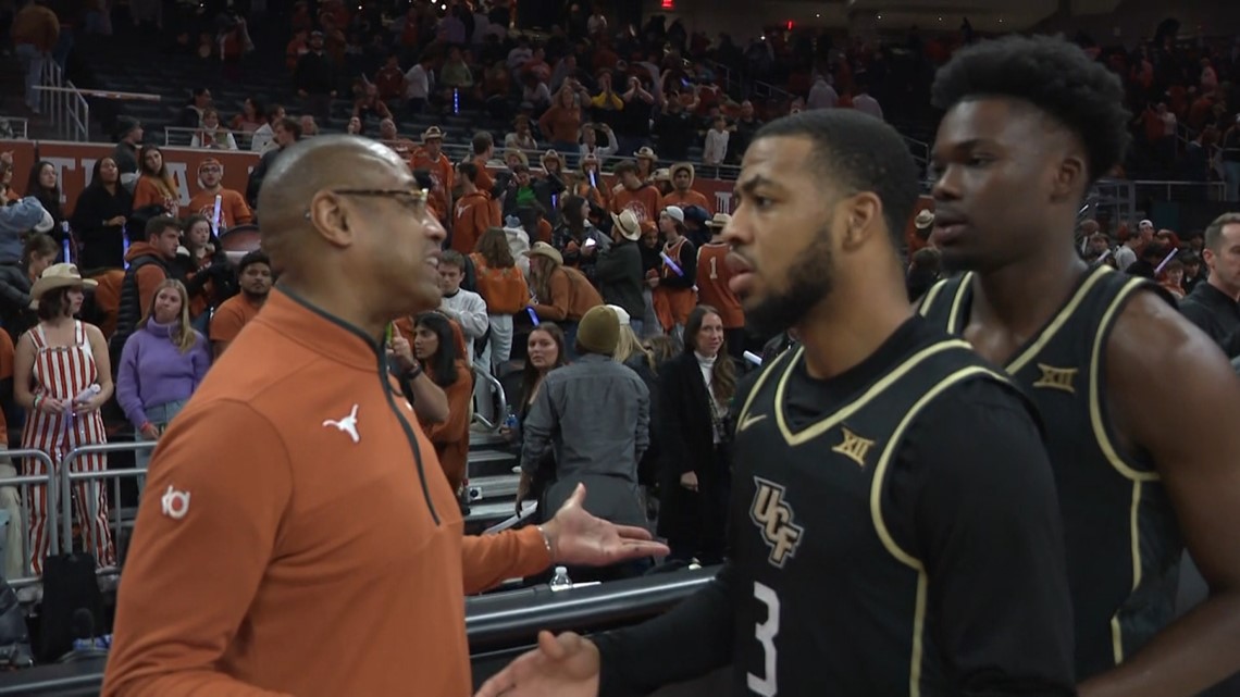 Texas coach confronts UCF players for 'Horns Down' after loss | kvue.com