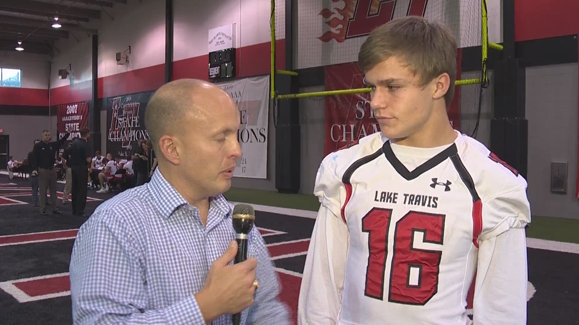 Lake Travis QB Charlie Brewer preps for the title game