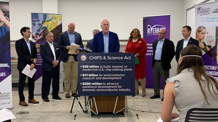 Sen. Cornyn, Rep. McCaul tour ACC to highlight benefits of CHIPS Act