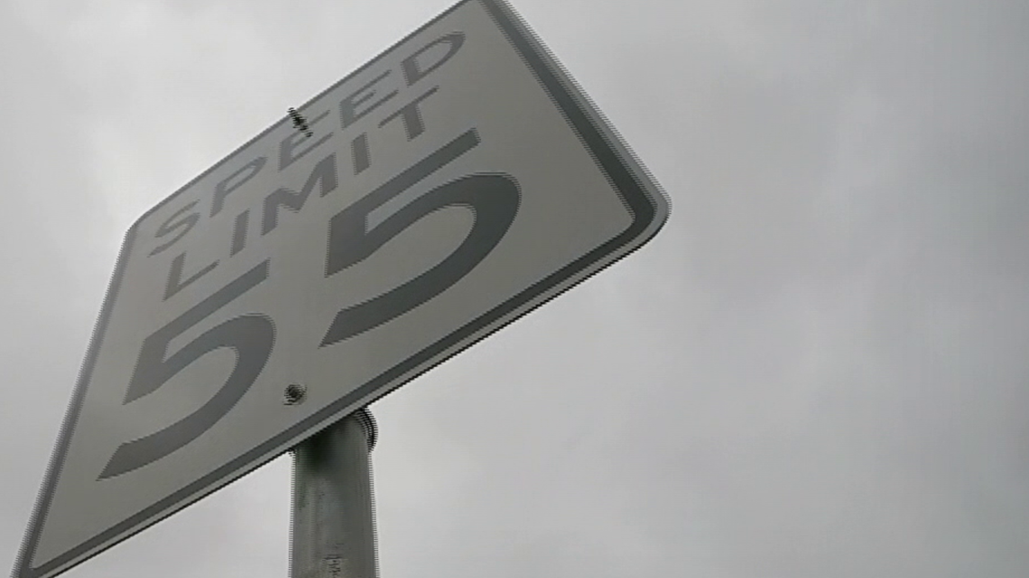 Speed limit lowered along Highway 71 in West Travis County | kvue.com