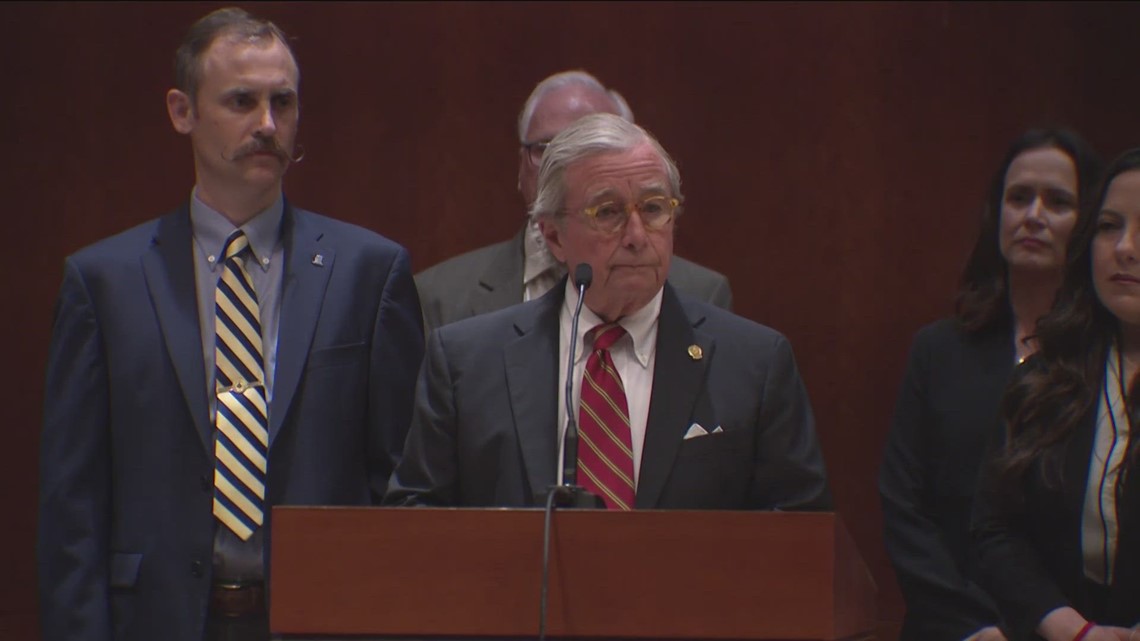 Attorneys appointed to represent House's case against Paxton