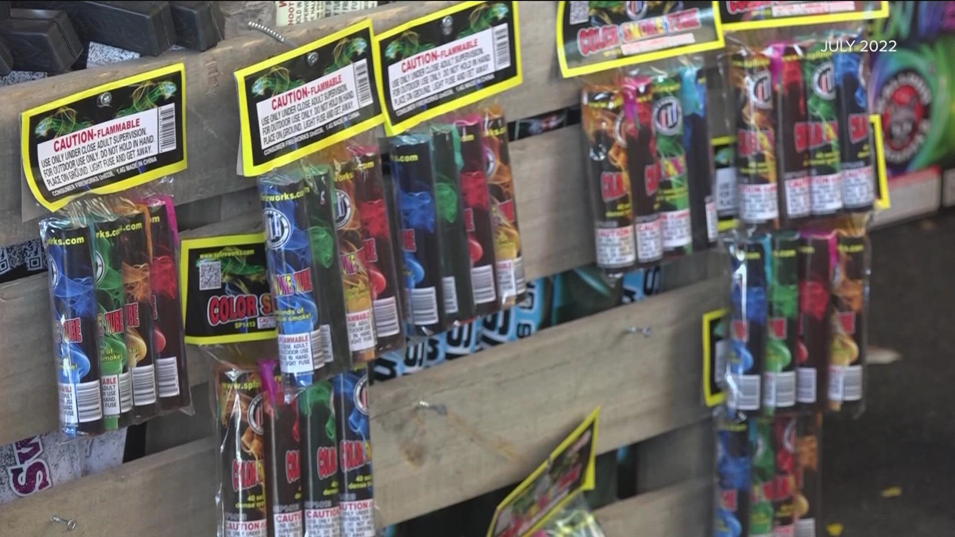 Vendors across Texas can start selling fireworks ahead of New Year's Eve starting on Tuesday, Dec. 20.