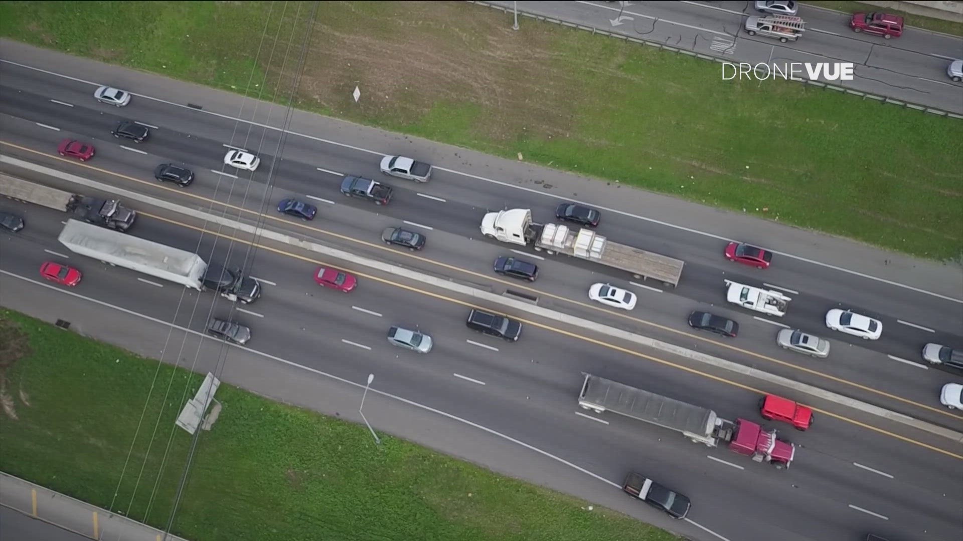 AAA says the worst time to hit the road will be during Thursday's evening rush and most of the day Friday. KVUE's Eric Pointer has more on what travelers can expect.