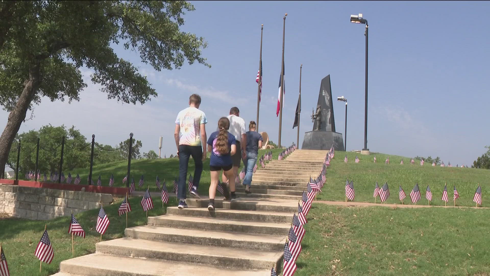 On this Memorial Day, the loved ones of U.S. servicemen and and women, along with total strangers, paid their respects at Central Texas ceremonies.