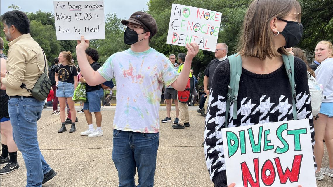 UT's Palestine Solidarity Committee placed on interim suspension | kvue.com