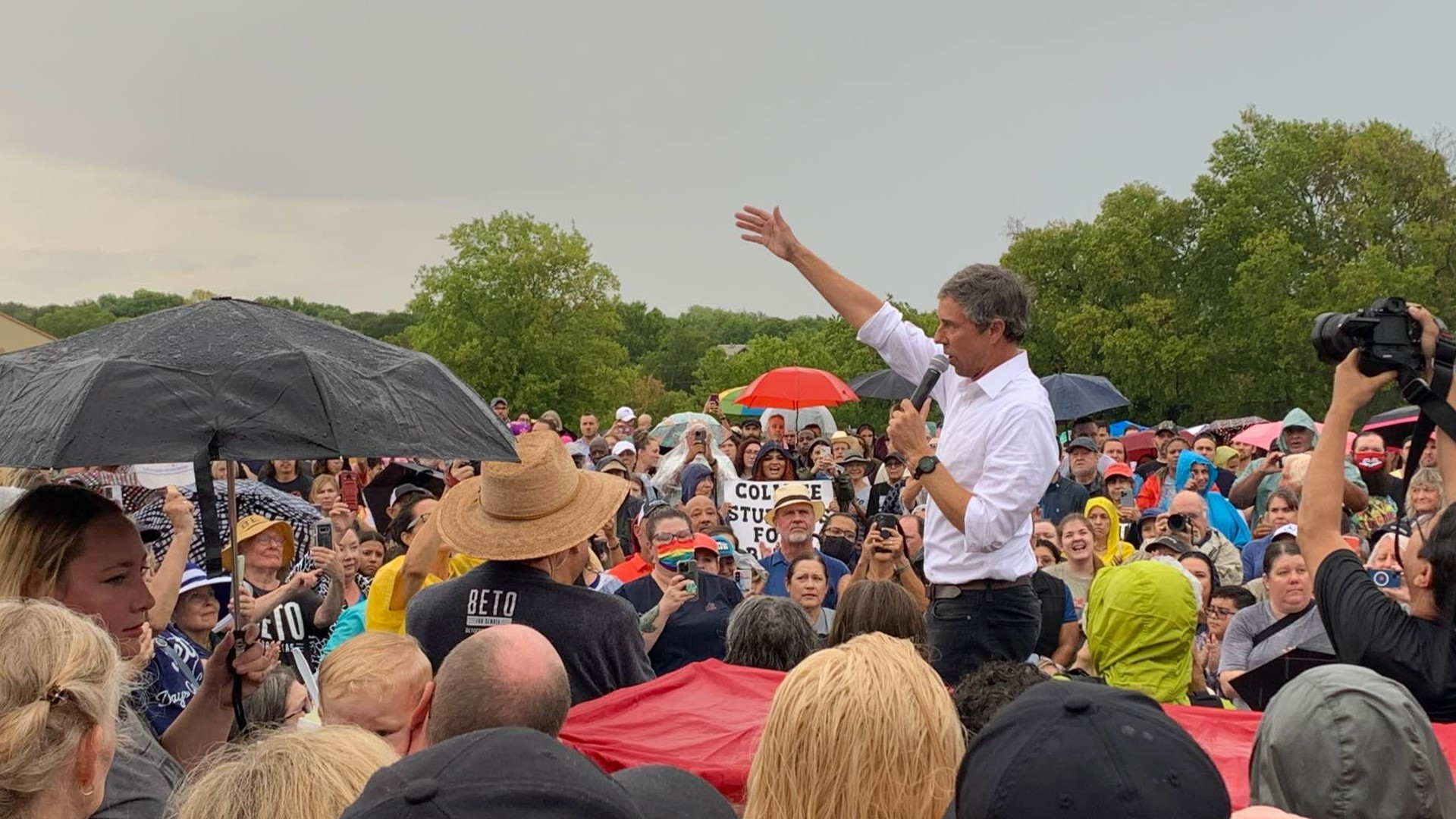 O'Rourke held a rally in Pflugerville on Thursday while Abbott was at a ribbon-cutting ceremony in Temple earlier this week.