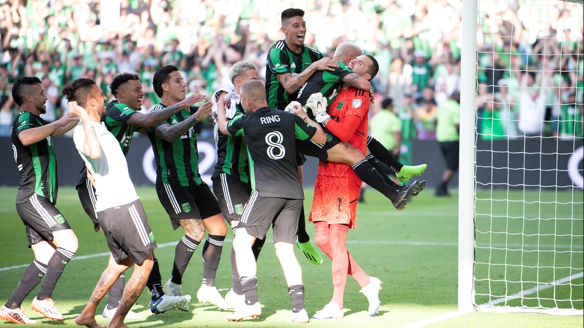 Djitté Hat Trick Clinches Austin FC's First Playoff Berth: Senegalese  striker comes up big in 3-0 win over Real Salt Lake - Sports - The Austin  Chronicle