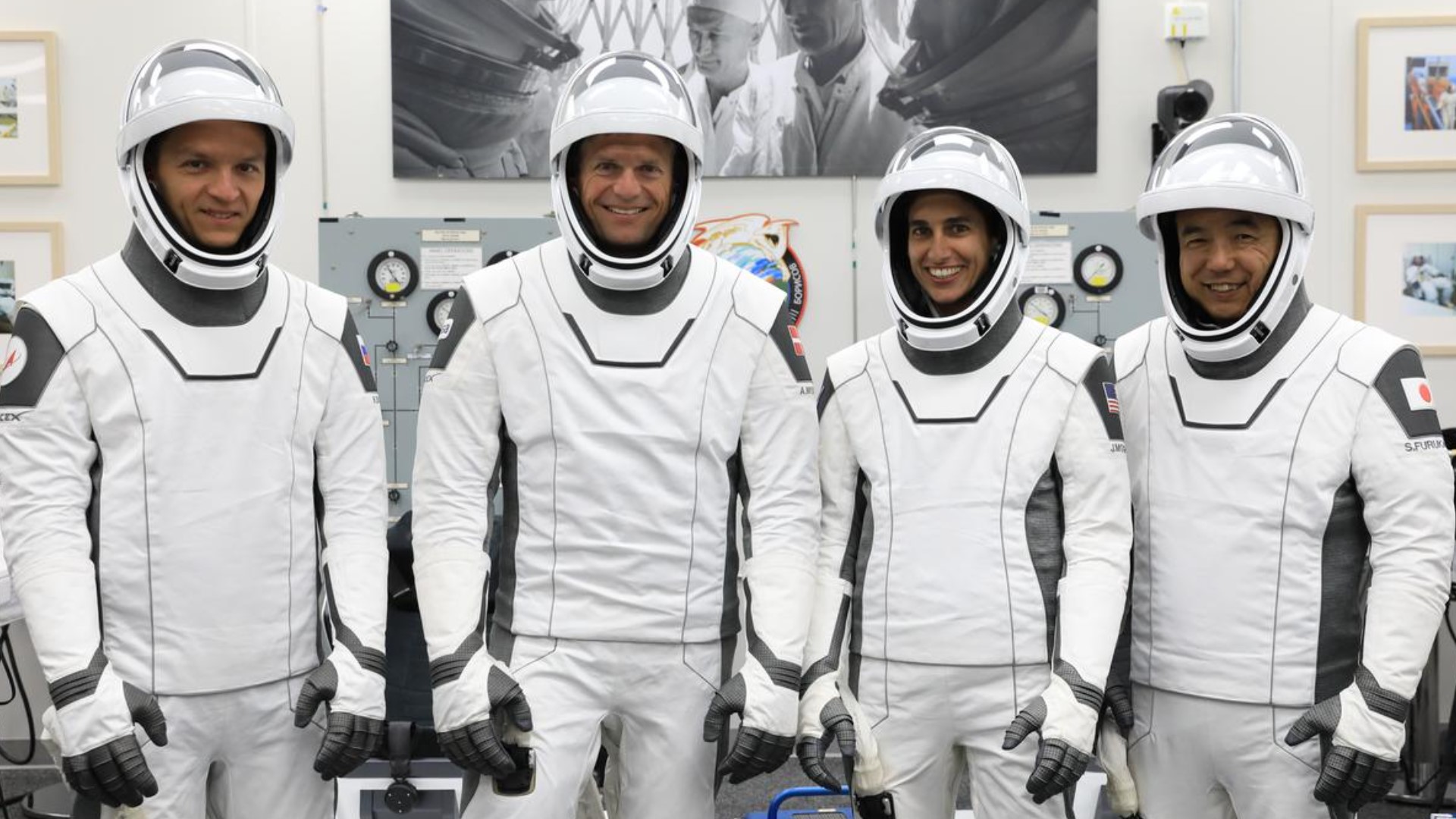 4 astronauts from 4 countries blast into space | kvue.com