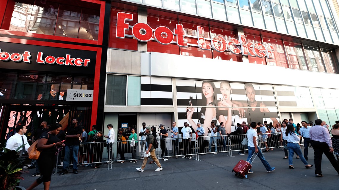 New Foot Locker Location @ 34th St. in NYC - New Images 