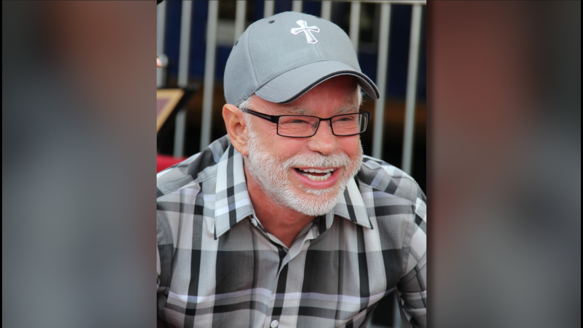 Jim Bakker faces a lawsuit after the televangelist offered products on his show and website that claimed to cure the coronavirus. Veuer's Justin Kircher has the story.