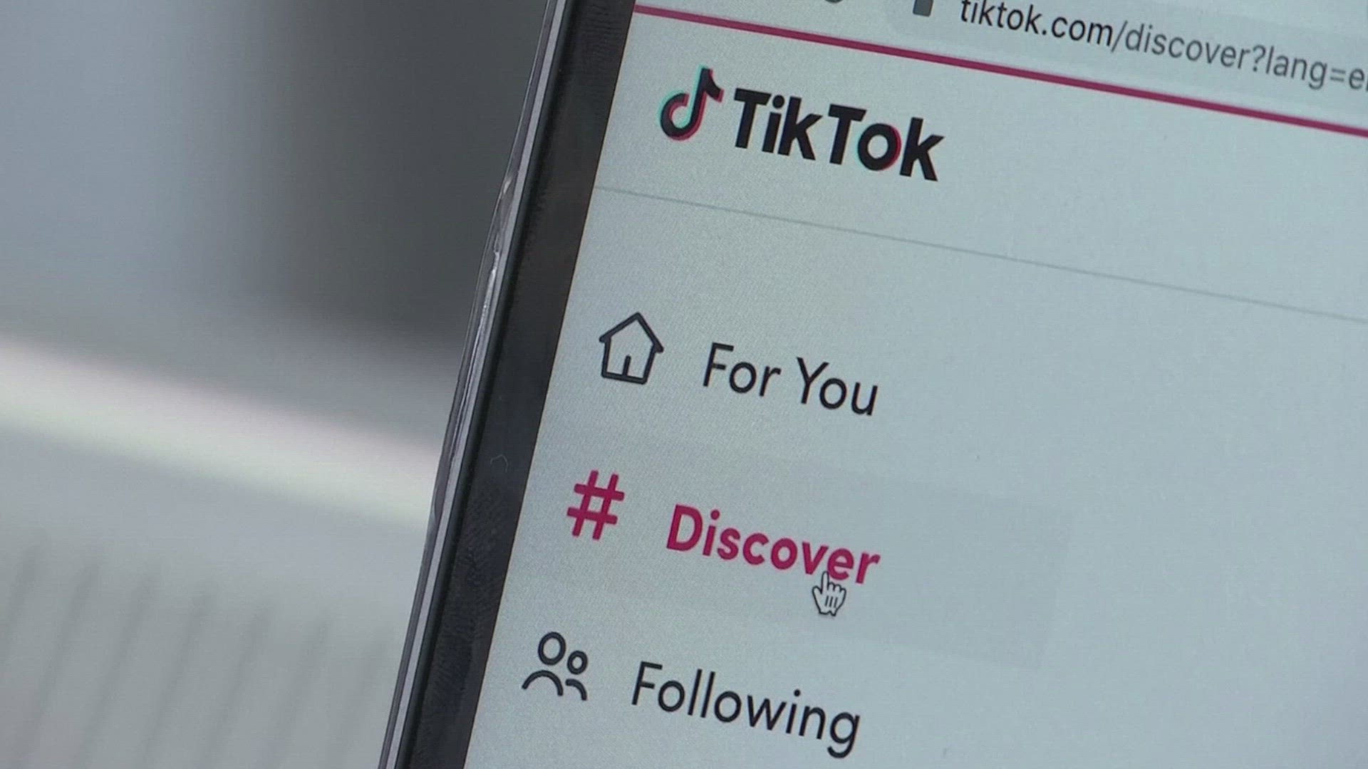 One of the biggest and most popular apps used by people all over the world is TikTok. It's owned by the Chinese company ByteDance and now, due to security concerns, officials from both the Democratic and Republican parties here in the U.S. are warning their respective staffs against using the app. Veuer's Nick Cardona has that story.