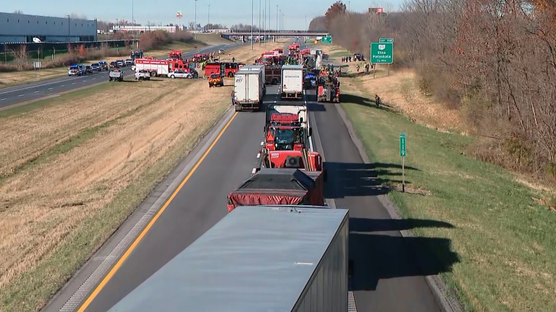 Bus crash Ohio: 6 killed when semi crashes into charter bus - Vimarsana News