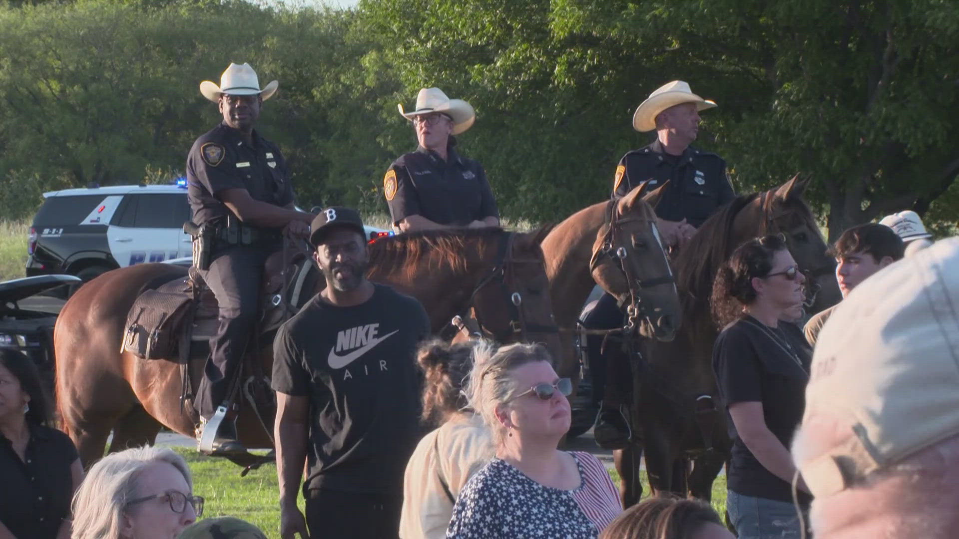 Fort Worth officer Billy Randolph was remembered at a candlelight vigil Wednesday.