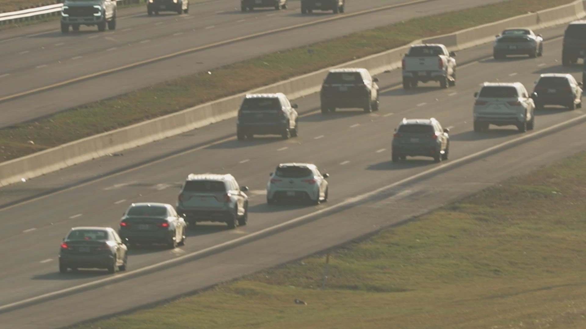 Five people were killed and one person was injured in a crash on Loop 820 overnight, police say. 