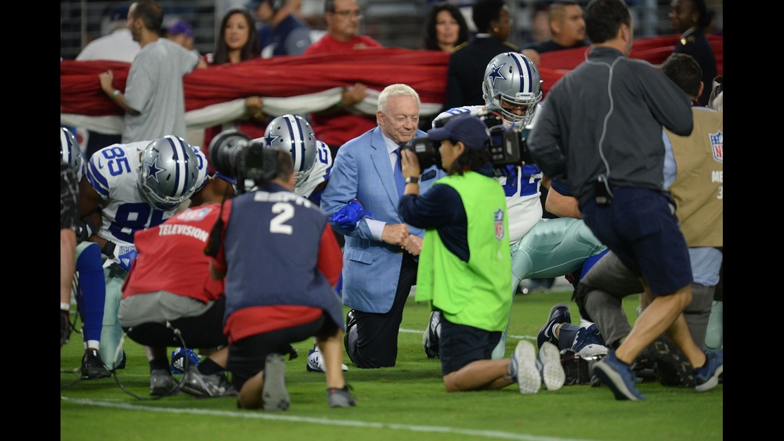 Download Dallas Cowboys Players Kneel in Unity Wallpaper