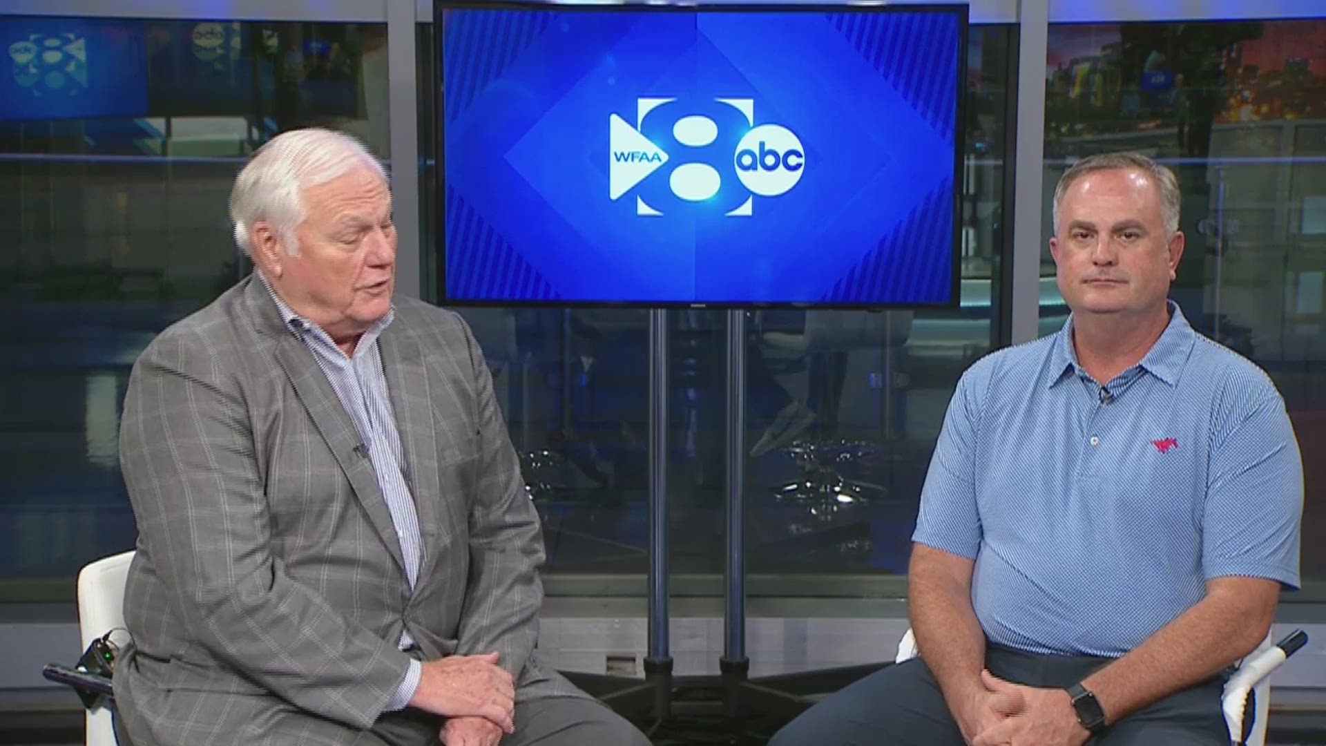 Dale Hansen talks with SMU Head Football Coach Sonny Dykes, who has the Mustangs out to their first 4-0 start since 1984.