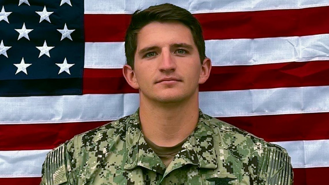 Navy: Two SEALs lost at sea during raid identified | kvue.com