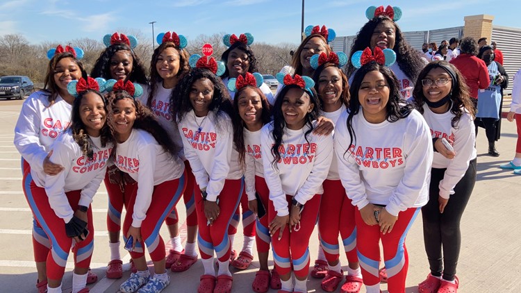 Dallas cheer team ready for their turn in the national spotlight