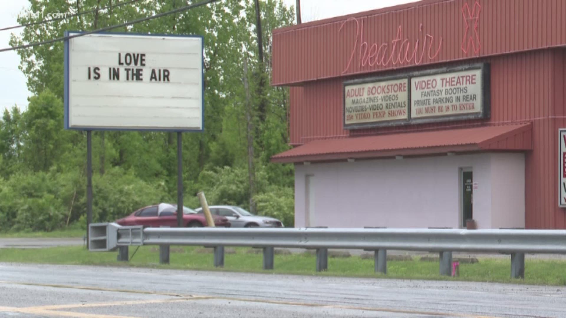 Clarksville city council votes to take away business license from adult  superstore