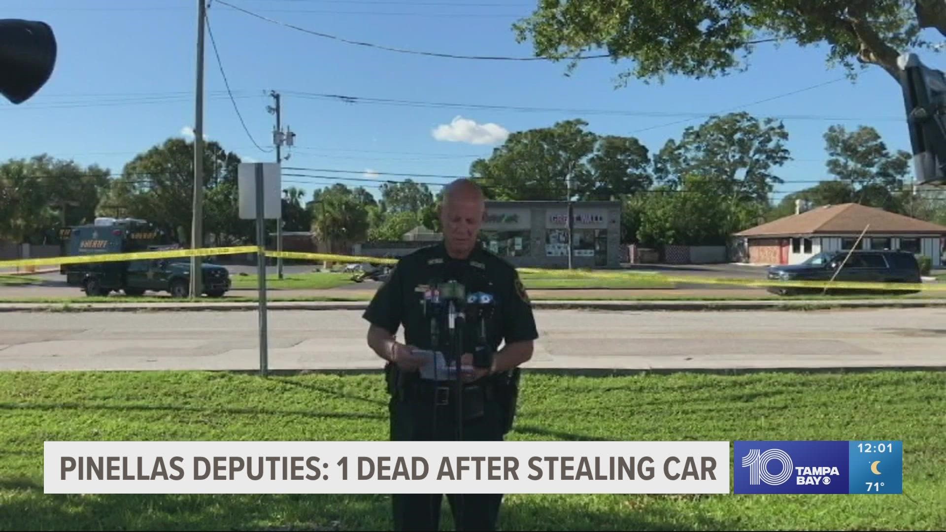 1 person dead, 2 in the hospital after car crash | kvue.com