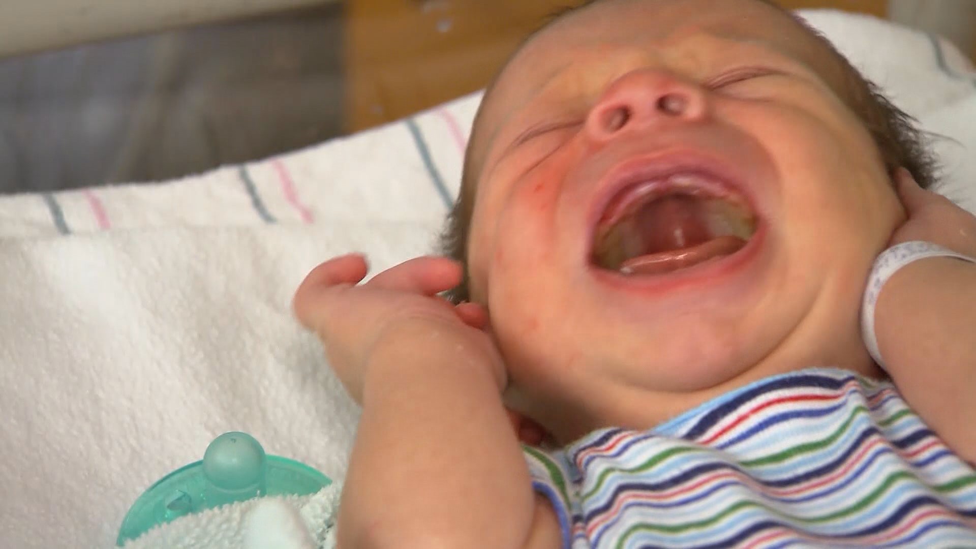 Babies Born Addicted To Drugs Comforted By Volunteers In New Program Kvue Com