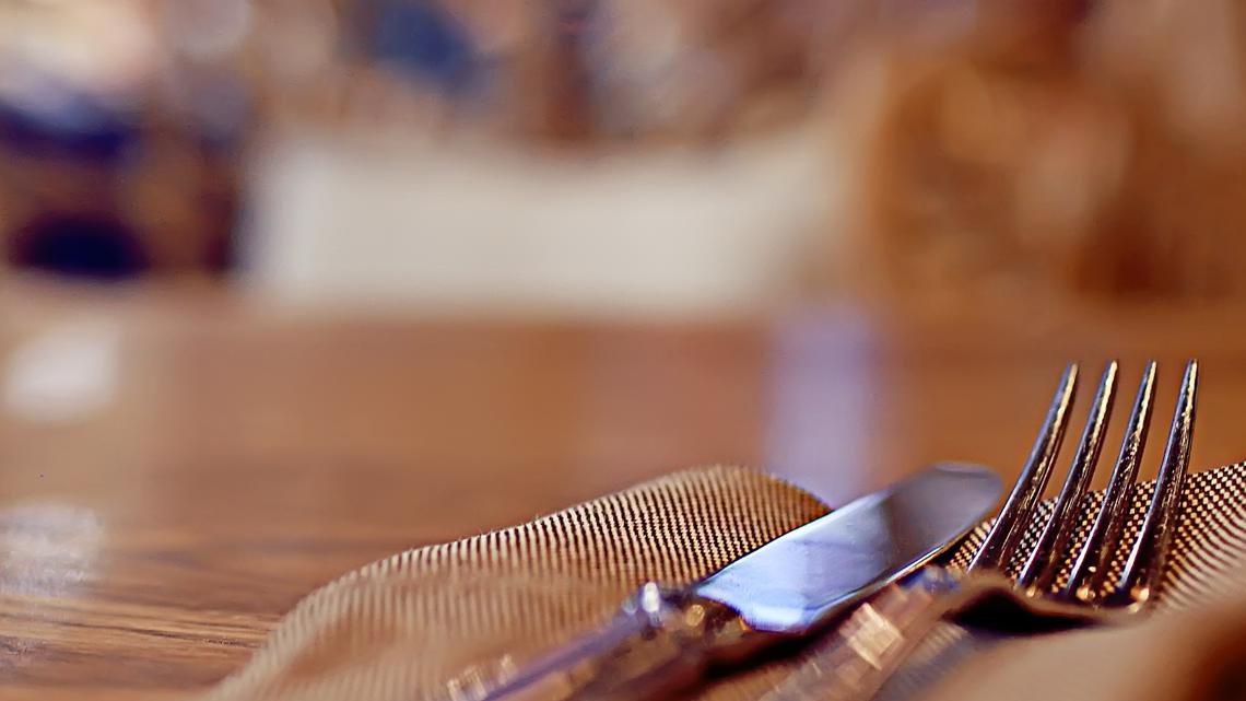 Central Texas diners urged to use cash on Small Business Saturday to boost local restaurants