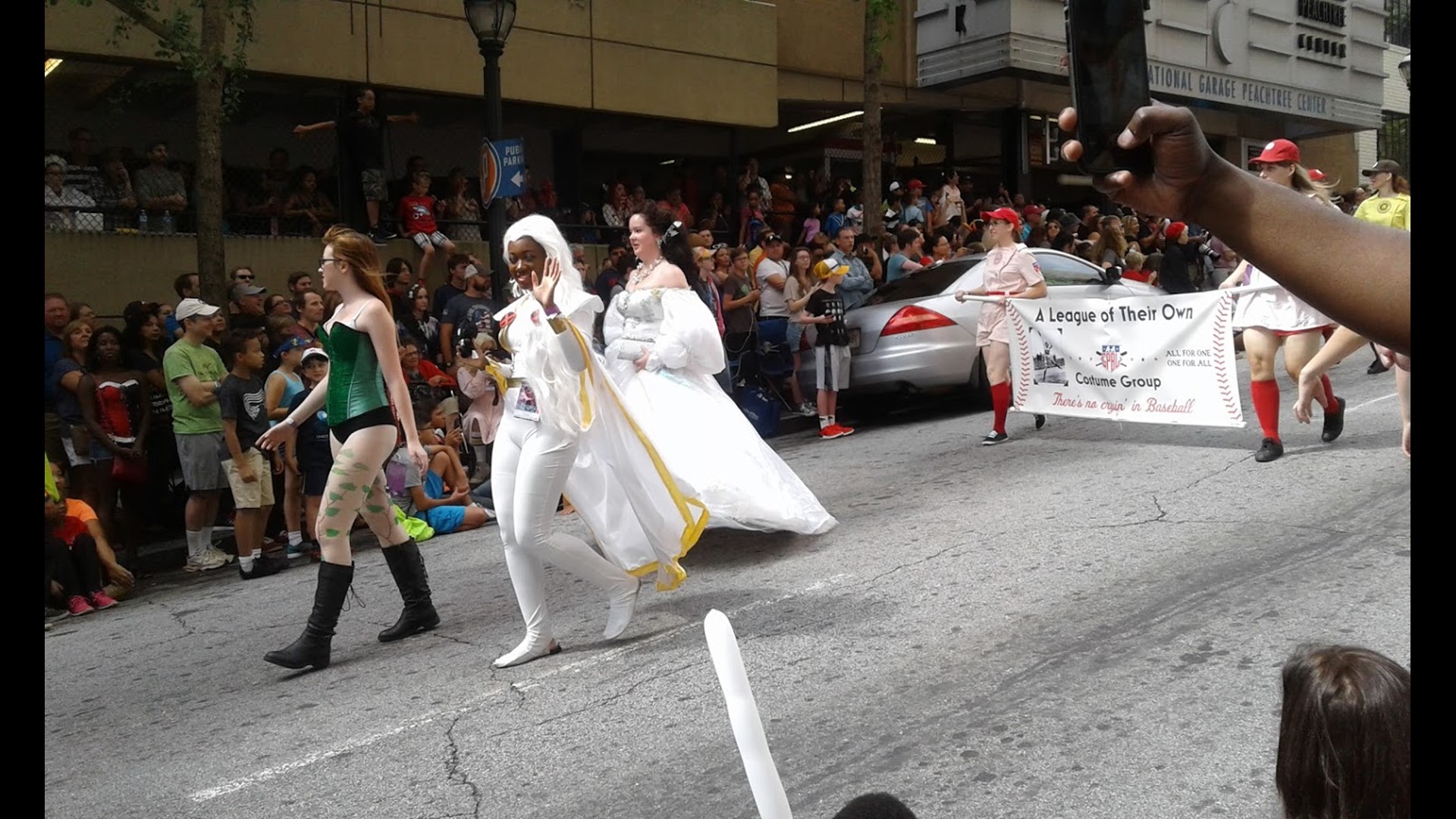 9/11 costume at Dragon Con depicts dolls jumping from buildings | kvue.com