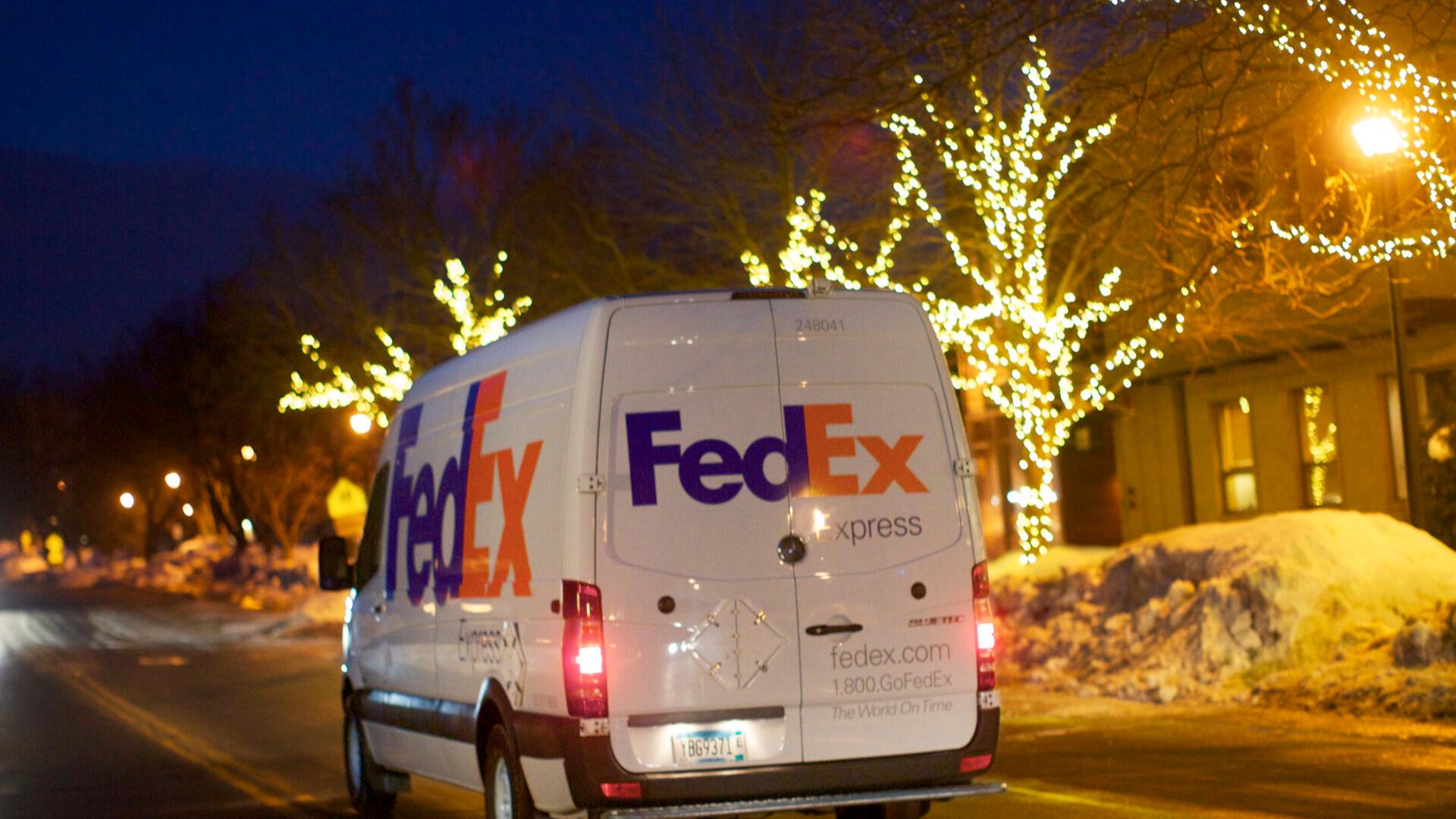 Friday marks the last day to ship packages with FedEx's ground economy, but several other mailing options are available through part of next week. 